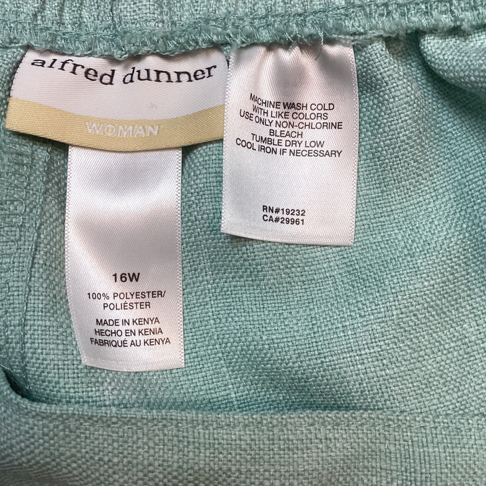 Alfred Dunner Women Pants Size 16W Light Green Elastic Waist Trousers Pockets - Picture 4 of 9